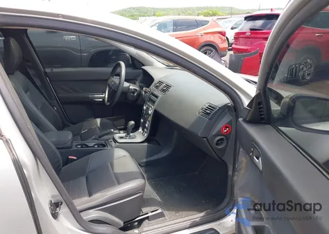 2007 Volvo S40 2.4I из США, поврежденный, VIN YV1MS382772299840